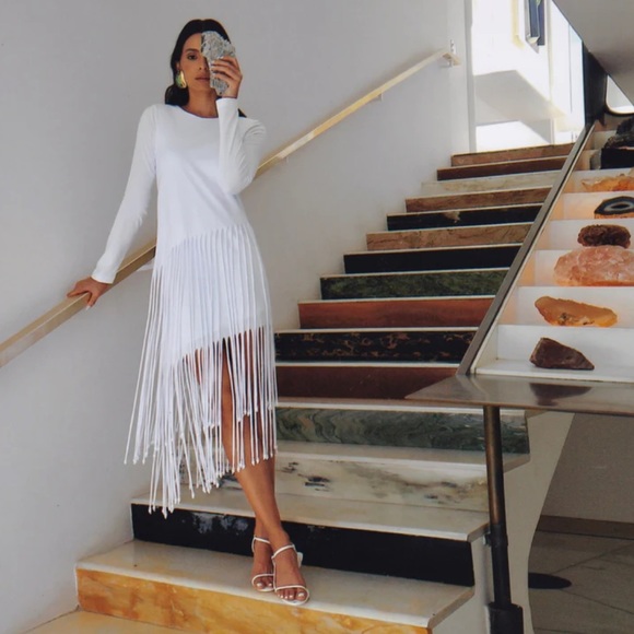 Fun fringed dress white size 2 - Picture 1 of 10